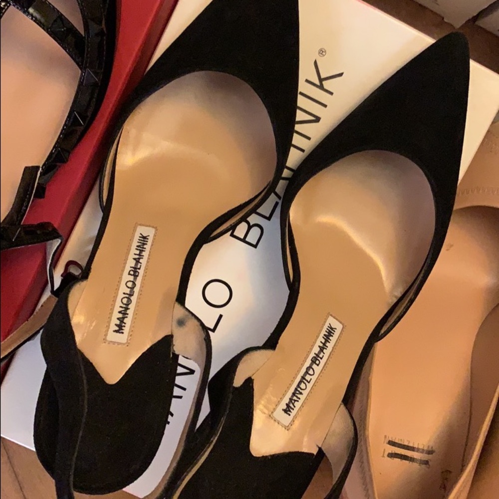 manolo blahnik sling back heels